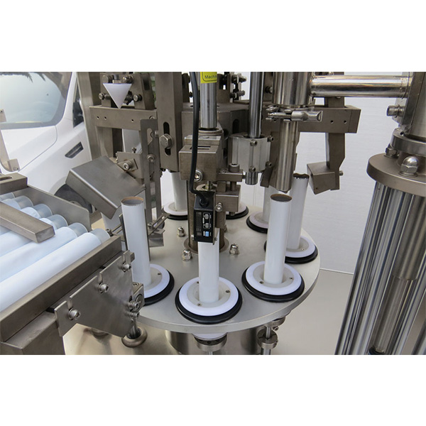 Mesin pengedap mengisi tiub lembut penggilap kasut automatik